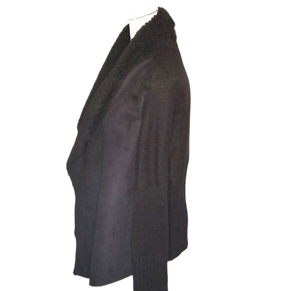 Cardigan by Chelsea & Theodore Open Style Black with short Faux Fur Size Large - Picture 2 of 6